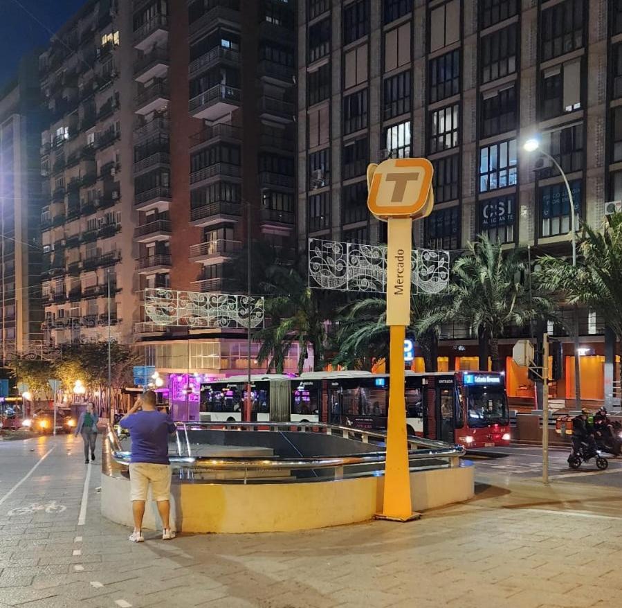 Apartamento En La Rambla Centro Alicante C Exteriör bild